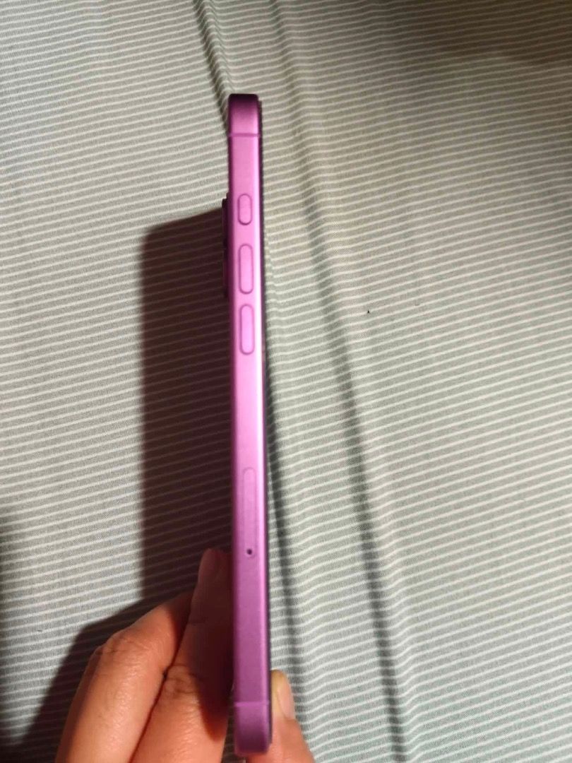 iPhone16 Plus 128gb (Category: iPhone 16 Series) located in Pateros City. Submitted by coolstorm_57f4c5 (Listing ID 1463366187, Image 2). Description: Bilhin niyo na ‘to!! Well-loved Iphone 16 plus - Lady owned - Purchase last February 2025 - 128gb - 91%battery health - No issue ( May minimal dent due to the color of phone) - Unli check sa sure buyer Rfs : Need funds 📍SM Novaliches.