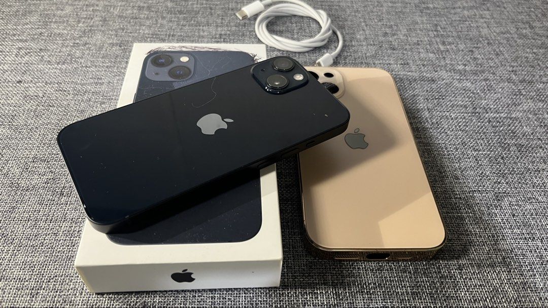 iPhone 13 128 (Category: iPhone 13 Series) located in Abucay. Submitted by grand_cris09 (Listing ID 1463337846, Image 2). Description: 17500 fix price mababa nayan iPhone 13 128 Complete Package No Dents and scratch 💯 98 bh/zp/a variant Complete/Anysim Meycauayan bulacan .