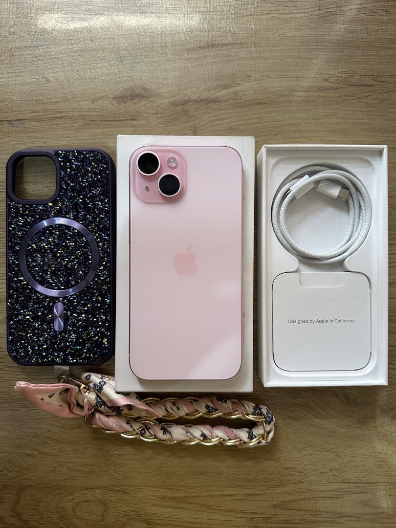 Iphone 15 (Category: iPhone 15 Series) located in Manila. Submitted by naixor_thrift (Listing ID 1463501847, Image 1). Description: 100% battery 128gb.