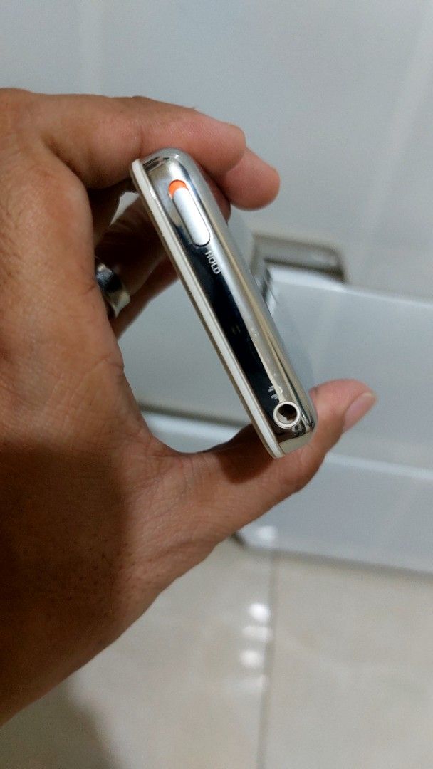 IPod Classic 5th Generation 30Gb (Category: Portable Music Players) located in Quezon City. Submitted by christopher.torio18 (Listing ID 1463368078, Image 2). Description: - iPod Classic 5th Generation - 30GB Storage Capacity - Color: White - Classic click wheel design - Shows minor cosmetic wear (scratches on back), as pictured - Fully functional music player - Same Imei on back plate - 802 songs loaded - For pick only, Deliver shipping fee shou