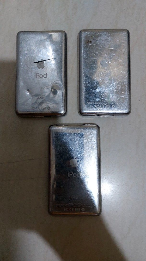 IPod classic 5th Generation For parts (Category: Portable Music Players) located in Quezon City. Submitted by christopher.torio18 (Listing ID 1463366569, Image 2). Description: For parts only ipod classic 5th Gen. As is 1k only for pick up thanks! .