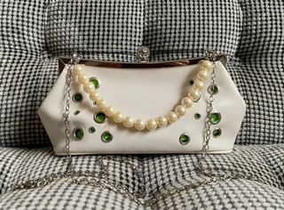 (Category: ) located in . Submitted by thriftbagcollections (Listing ID 1463456206, Image 1). Description: .