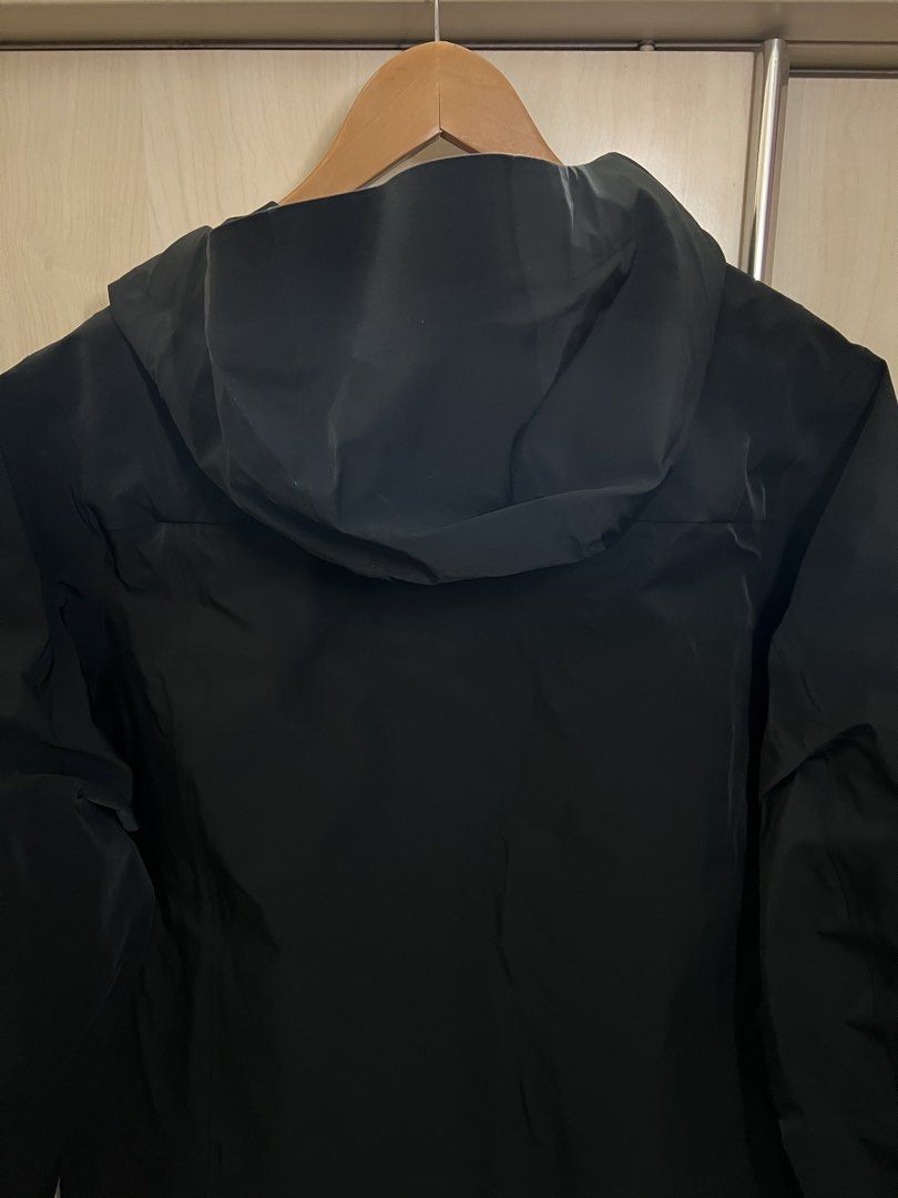 jacket (Category: Coats, Jackets and Outerwear) located in Butterworth. Submitted by hwa2505 (Listing ID 1463403206, Image 3). Description: new jacket.l size but same xxl or xl size .