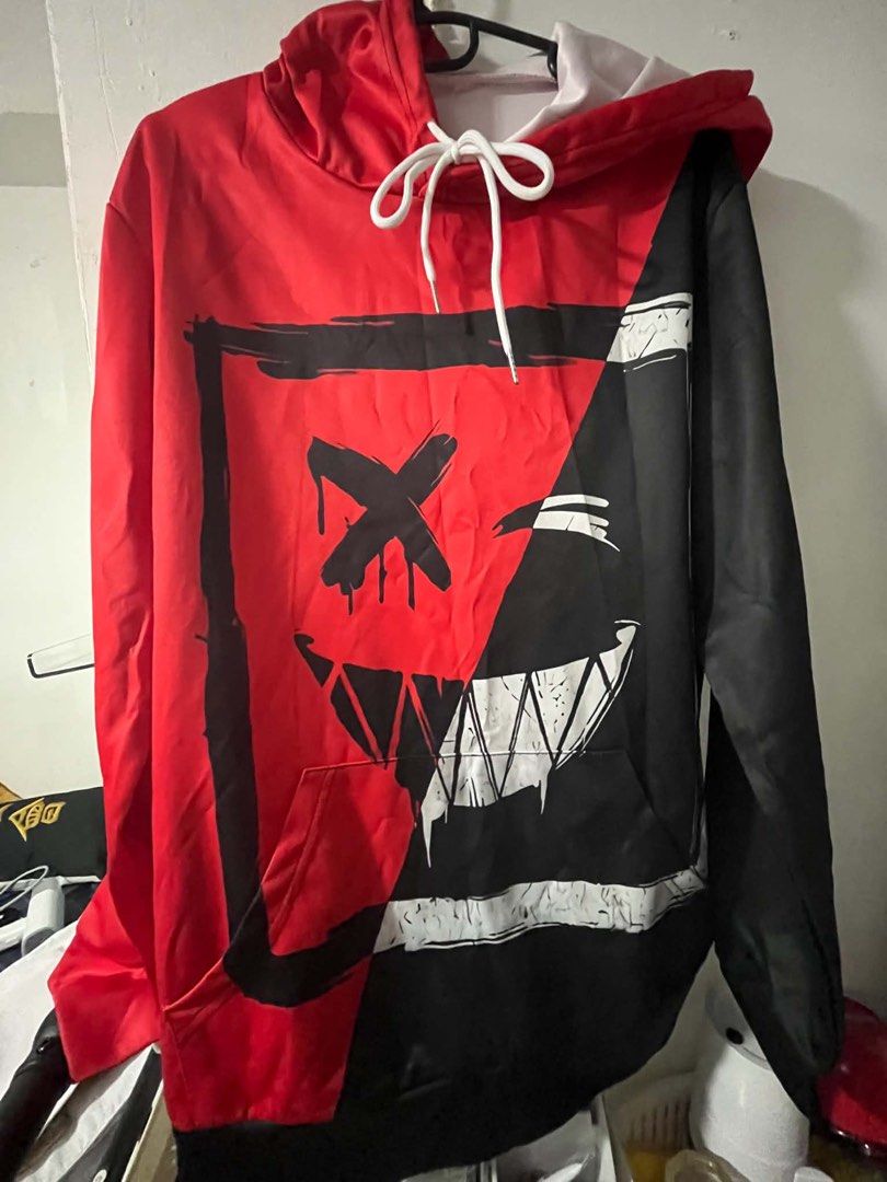 Jacket and jogging pants set (Category: Activewear) located in Caloocan City. Submitted by trebdy01 (Listing ID 1463361891, Image 3). Description: Brand new Bought it from shein kso malaki parehas s anak ko Medium size to large Blue and red available.
