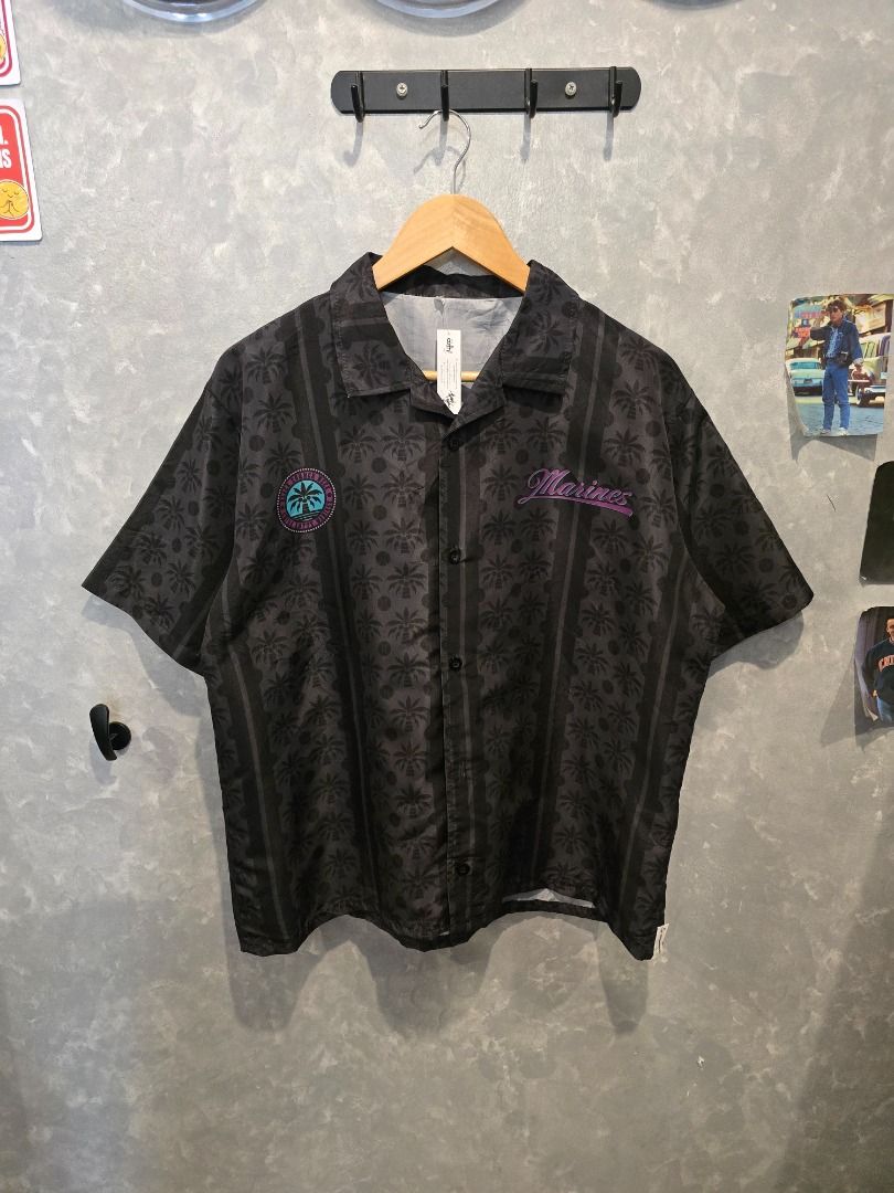 Japan Marines Crop Shirt (Category: Tshirts & Polo Shirts ) located in Quezon City. Submitted by outofhabits_store (Listing ID 1463458492, Image 1). Description: Size: Large Width: 23 inches Length: 25 inches Buy 2 items worth 600 pesos and get them for 1,000 Payment method: GCash Shipping options (shouldered by buyer): J&T 3-7 days, Lalamove or Grab within the day Location: Quezon City Please manage your expectations as this item is not brand ne