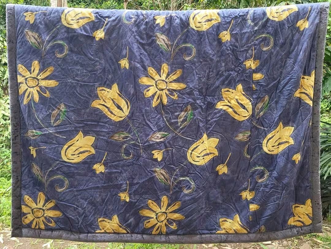 JAPAN MINK BLANKET (Category: Bedding & Towels) located in Sablan. Submitted by gongonshelley12 (Listing ID 1463505290, Image 1). Description: 1000 ONLY!!!. JAPAN PREMIUM THICK MINK BLANKET 140 X 200 CM SINGLE TO DOUBLE SIZE LIKE NEW CONDITION PWEDE DIN BED TOPPER ANG KAPAL SOBRANG GANDA PO NITO LALO SA ACTUAL ITO YUNG MINK NA MAGANDANG KLASE, YUNG SOBRANG LAMBOT PREMIUM QUALITY, PANG MAYAMAN.