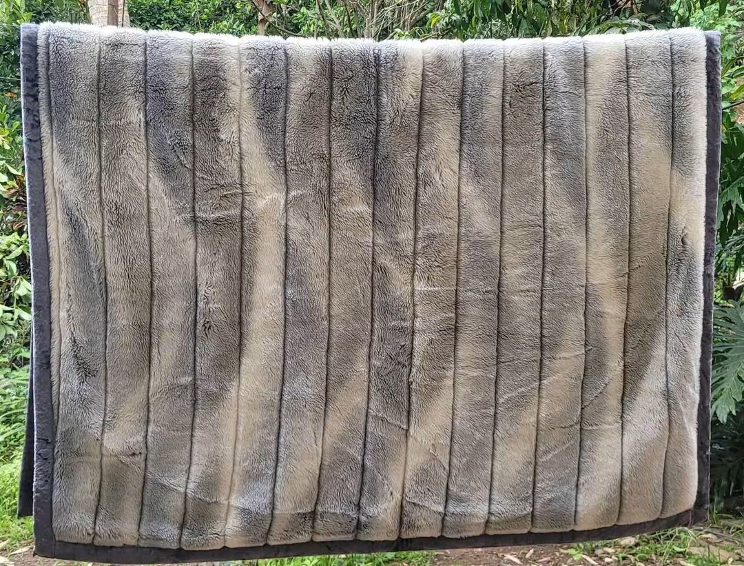 JAPAN MINK BLANKET (Category: Bedding & Towels) located in Sablan. Submitted by gongonshelley12 (Listing ID 1463505290, Image 2). Description: 1000 ONLY!!!. JAPAN PREMIUM THICK MINK BLANKET 140 X 200 CM SINGLE TO DOUBLE SIZE LIKE NEW CONDITION PWEDE DIN BED TOPPER ANG KAPAL SOBRANG GANDA PO NITO LALO SA ACTUAL ITO YUNG MINK NA MAGANDANG KLASE, YUNG SOBRANG LAMBOT PREMIUM QUALITY, PANG MAYAMAN.