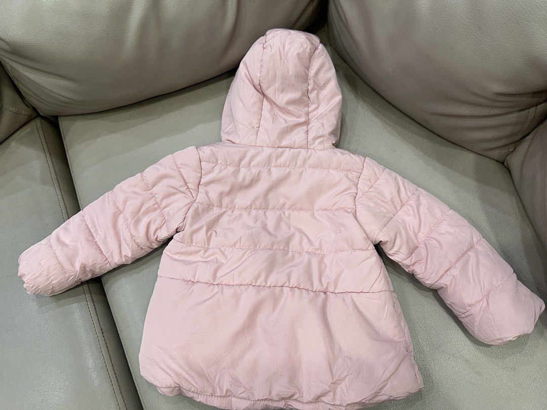 Jessica Simpson Pink Puffer Jacket with Floral Lining (Category: Babies & Kids Fashion) located in Quezon City. Submitted by crslph (Listing ID 1463391901, Image 2). Description: - Cute pink puffer jacket from Jessica Simpson - Size: 18 months - Adorable floral print lining inside hood and body - Zipper closure - Two front pockets - Keeps your little one warm and stylish for spring, autumn or winter .