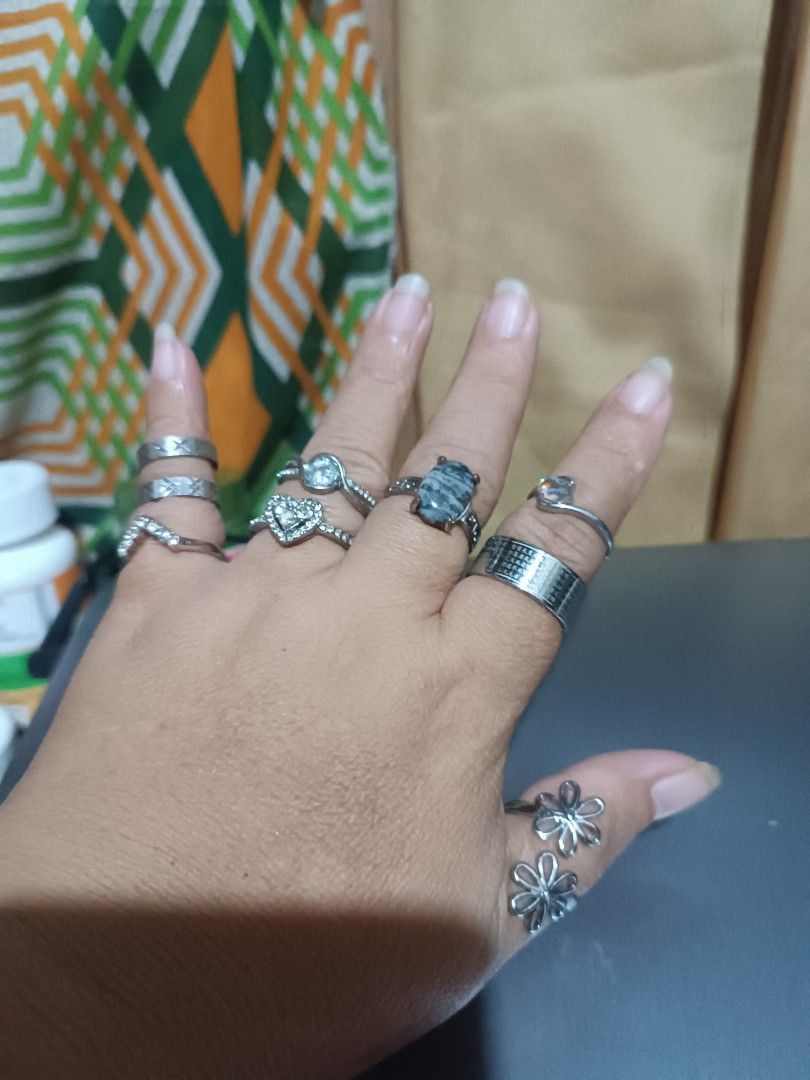 Jewelry (Category: Jewelry) located in Davao. Submitted by epiclion-c7dd (Listing ID 1463404712, Image 3). Description: .