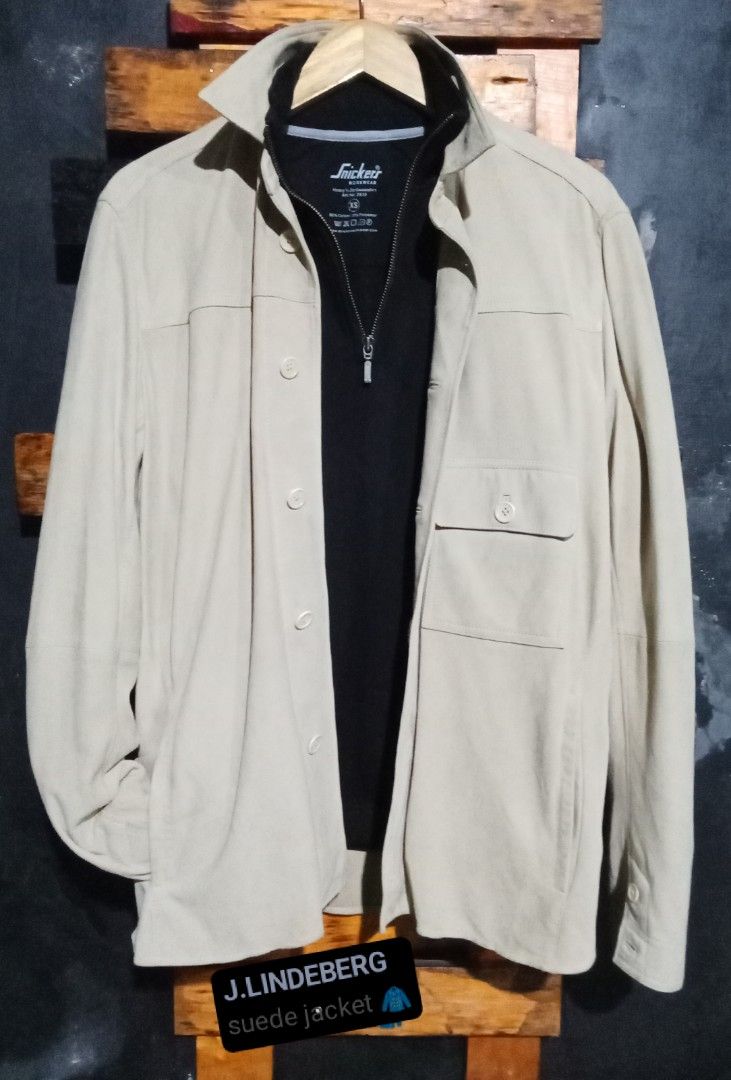 j.lindeberg Suede Jacket Beige Size M (Category: Coats, Jackets and Outerwear) located in Caloocan City. Submitted by calmcat_6fd4f7 (Listing ID 1463479385, Image 1). Description: Selling a J.Lindeberg suede jacket. Color is a light beige. Tag says size M. Two chest pockets with button closure. Button front closure. Sleeves have button cuffs. Great for layering. Measurements are 22W, 28L, 25ARM..