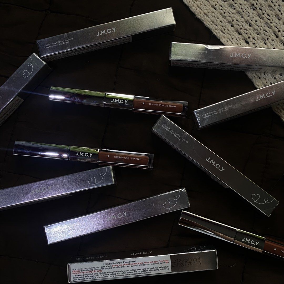 Jmcy Double-end lip glazed (Category: Makeup) located in Manila. Submitted by kimotti (Listing ID 1463420457, Image 1). Description: .