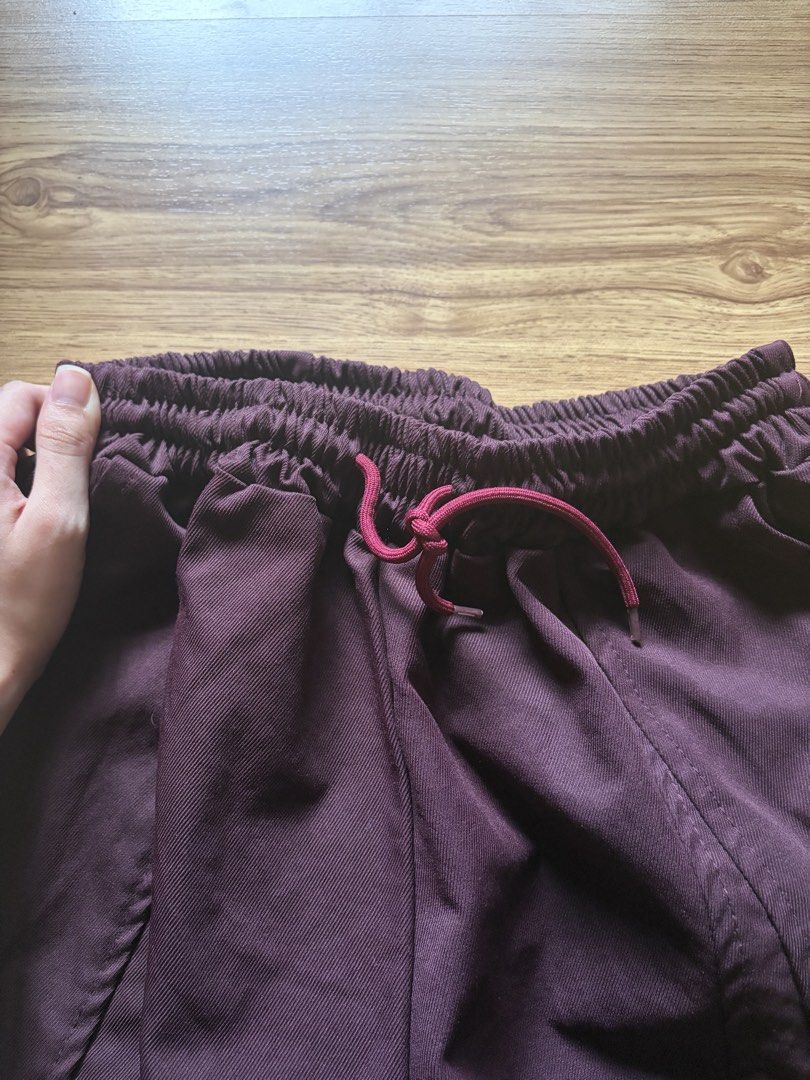 Jogger Pants (Category: Other Bottoms) located in San Pedro. Submitted by nikkiabc.777 (Listing ID 1463346860, Image 3). Description: Plum Color Jogger Pants - used once - very stylish panta - thick fabric; high quality! - size 24-29; garterized so stretchy.