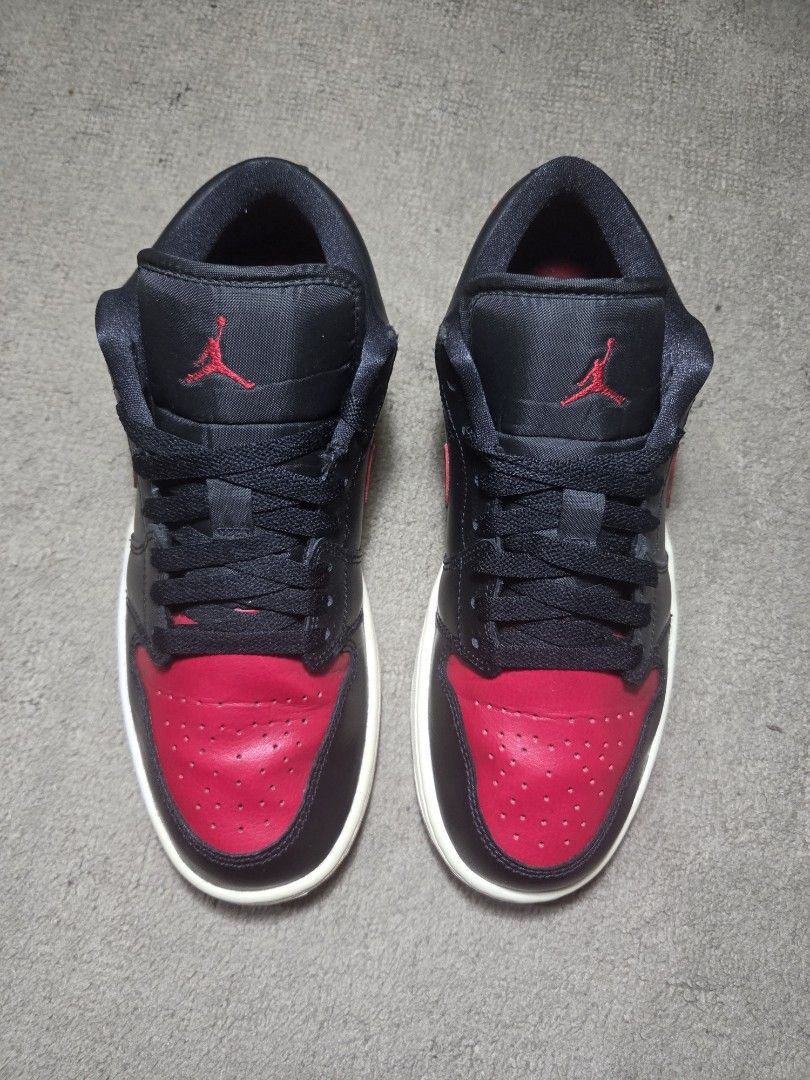 Jordan 1 (black/red) (Category: Shoe inserts) located in Quezon City. Submitted by selling4acause (Listing ID 1463480674, Image 1). Description: .