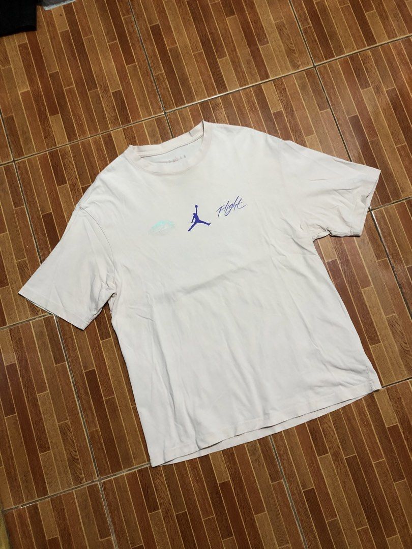 Jordan Biglogo (Category: Activewear) located in Quezon City. Submitted by twi_cezzz (Listing ID 1463461158, Image 1). Description: .