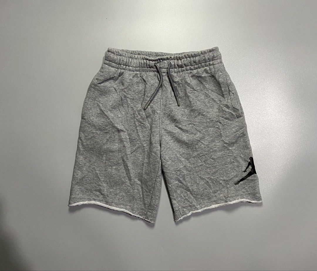 Jordan jumpman 6yrs-7yrd old (Category: Babies & Kids Fashion) located in Ajuy. Submitted by a.t.finds (Listing ID 1463484228, Image 3). Description: 6-7 years old Excellent condition No issue .