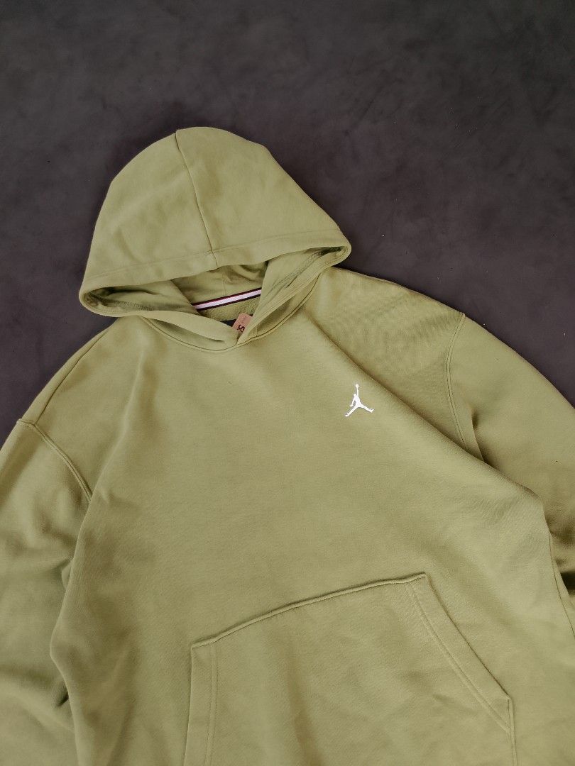 Jordan pullover hoodie (Category: Hoodies) located in Magsaysay. Submitted by every.w3ar (Listing ID 1463552646, Image 2). Description: check each photo for more details color rate: 10/10 no issue ❌.