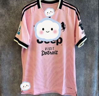 (Category: ) located in . Submitted by calcio_sport_jersey (Listing ID 1463500122, Image 1). Description: .