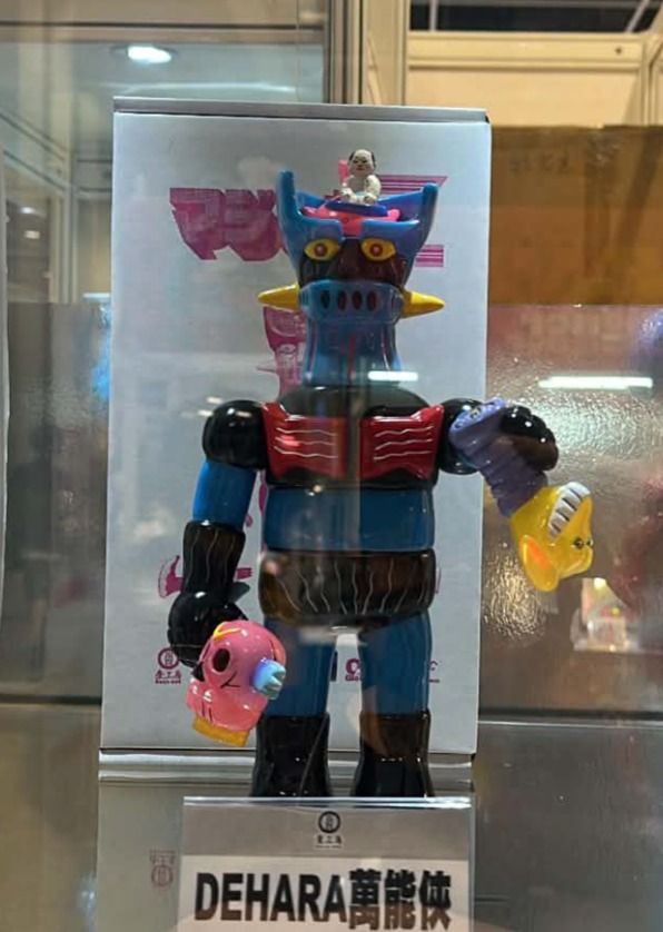 KAIJU ONE x DEHARA Mazinger Z (Blue Version) Sofubi (Category: Figurines & Statues) located in Bulacan. Submitted by sofubiman08 (Listing ID 1463360049, Image 2). Description: - KAIJU ONE x DEHARA Sofubi "Lottery" - Mazinger Z Dehara - complete with box packaging.