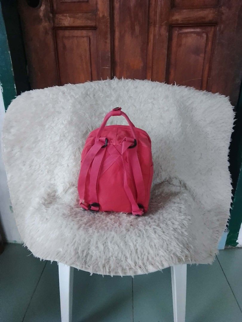 Kanken (Category: Backpacks) located in Polomolok. Submitted by youngforest-2089 (Listing ID 1463487532, Image 3). Description: look new condition.