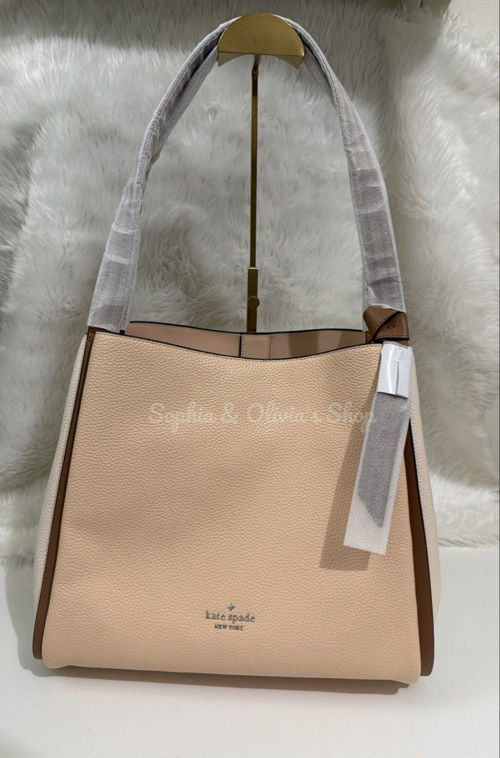 Kate Spade Large Knott Shoulder Bag in Peach Multi (Category: Shoulder Bags) located in Pasig City. Submitted by ellaandviashop (Listing ID 1463400292, Image 1). Description: 🇵🇭 On hand 🛵 ready to ship via lalamove/lbc 🇺🇸 Fresh arrivals 🆕 Orig and brand new .