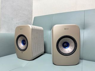 （分類：）位於 。 由 arman.c 提交（商品編號 1462511230，圖片 1）。簡介： 。