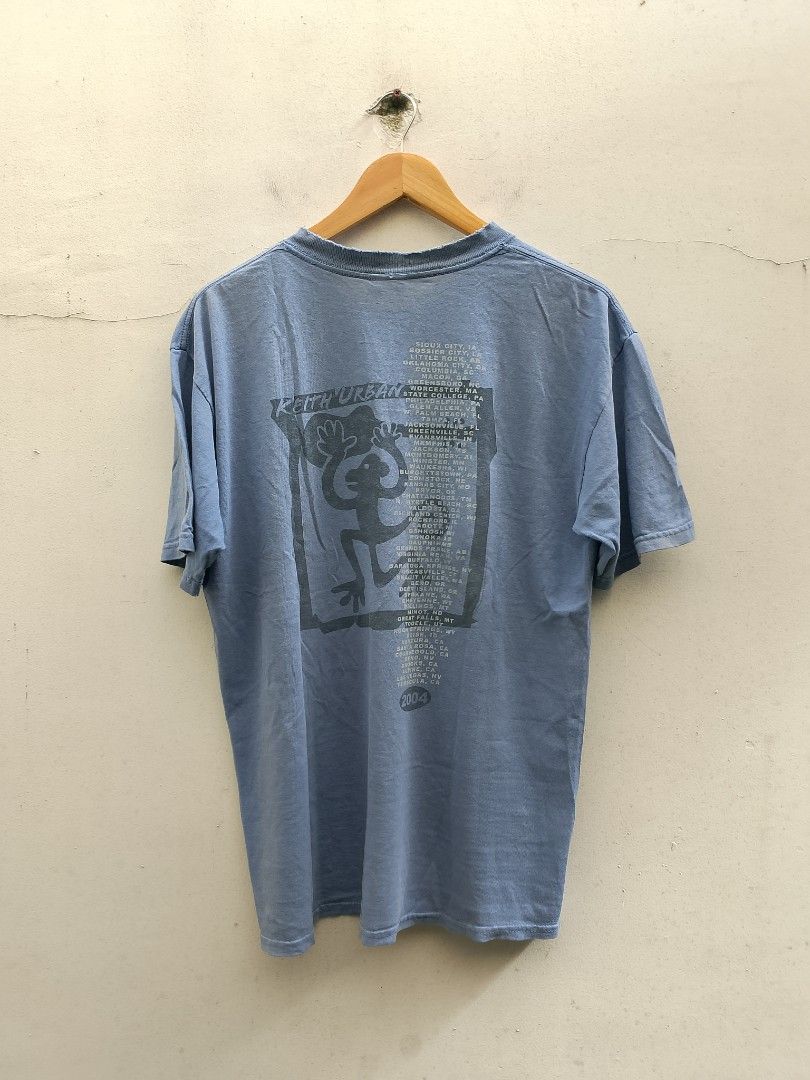 Keith Urban 2004 Tour (Category: Tshirts & Polo Shirts ) located in Subic. Submitted by stealo (Listing ID 1463388332, Image 3). Description: Keith Urban 2004 Tour Medium (20/27.5) Good 300 J&T Gcash Olongapo City.