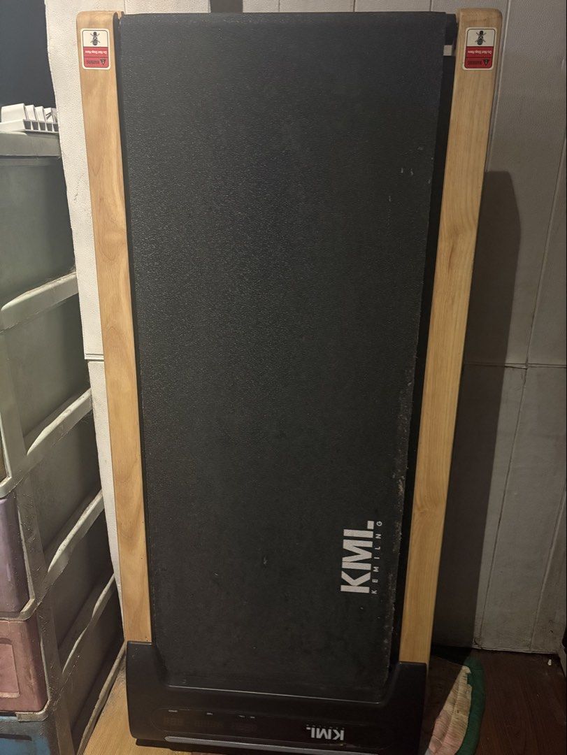 Kemilng W1 Walking Pad (Category: Cardio & Fitness Machines) located in Manila. Submitted by whoisshea (Listing ID 1463380799, Image 1). Description: selling my electric walking pad i bought online last year. still works well, only few scratches. orig price @ 11k. size: 123 x 54 cm includes: wire plug watch for power and control of the walking pad speed rfs: di na nagagamit, it just takes up space.