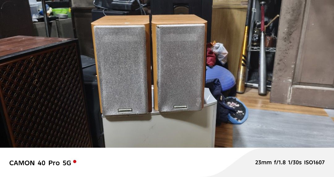 Kenwood bookshelf speaker (Category: Soundbars, Speakers & Amplifiers) located in San Pedro. Submitted by tristanjapansurplus (Listing ID 1463462694, Image 2). Description: # Kenwood bookshelf Speaker # LS-K701 # 80 watts # 6 ohms came in Japan.