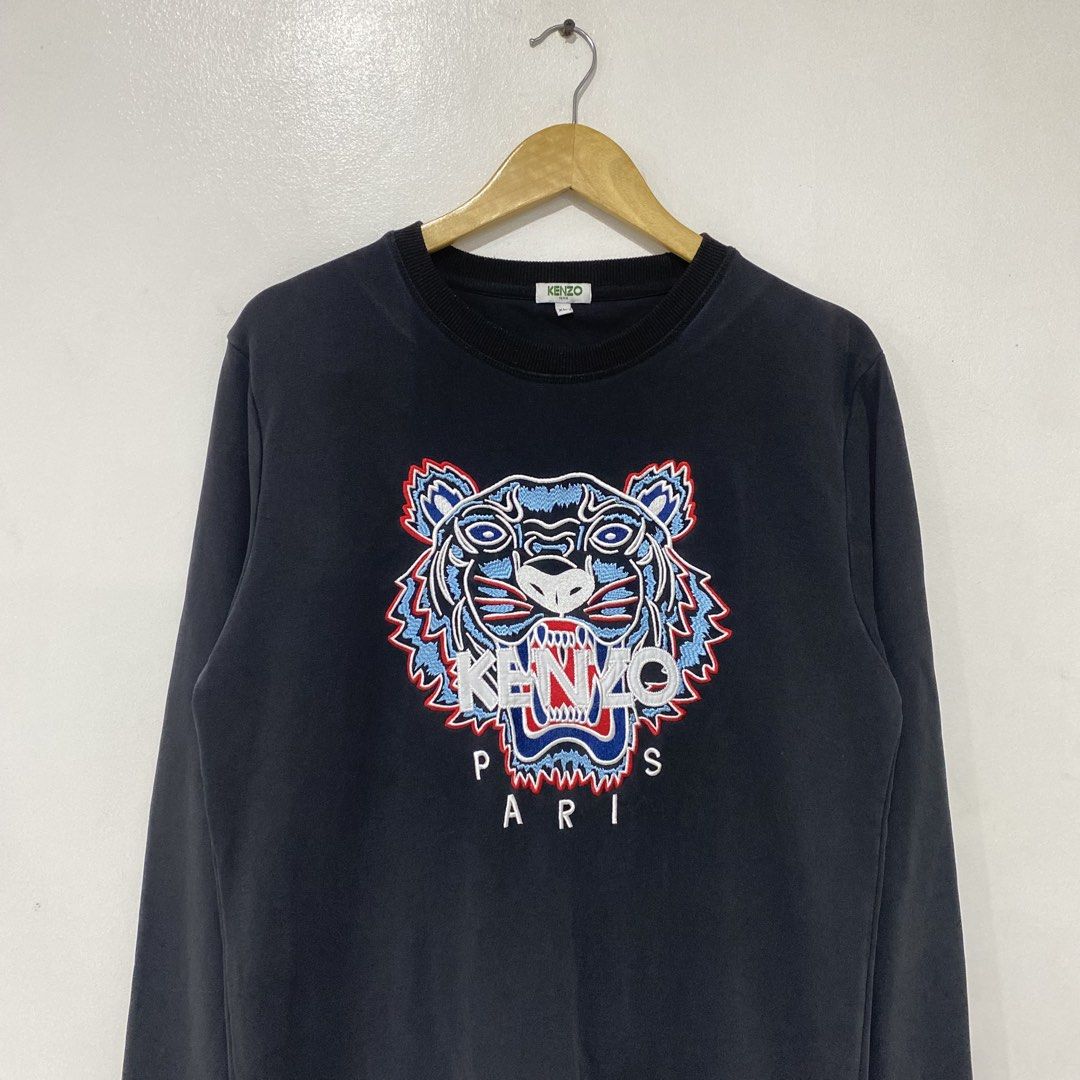 Kenzo Sweater Size XL (Category: Tshirts & Polo Shirts ) located in Taguig. Submitted by orblop.finds (Listing ID 1463515707, Image 2). Description: -Size XL -Width:21 -Length:28 -Excellent Condition.