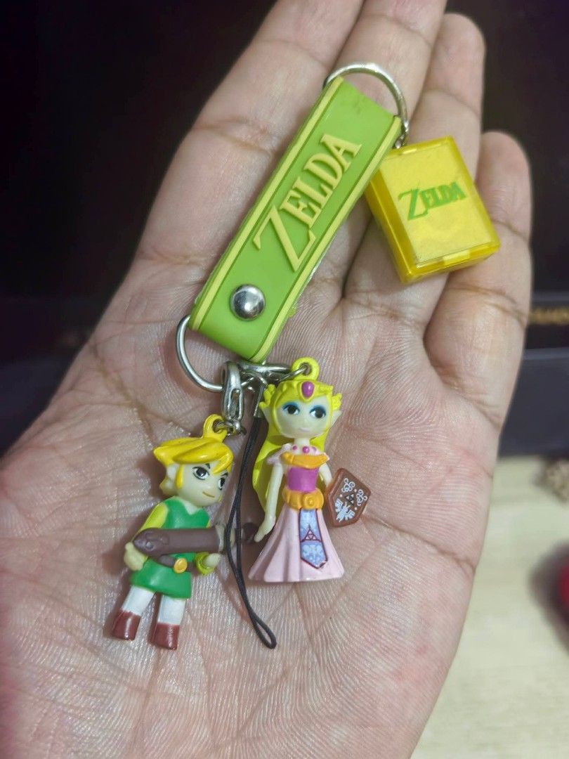 Keychain - Zelda (Category: Charms) located in Cebu City. Submitted by dudes_villanueva (Listing ID 1463357957, Image 2). Description: Keychain - Zelda 📌 In excellent condition..