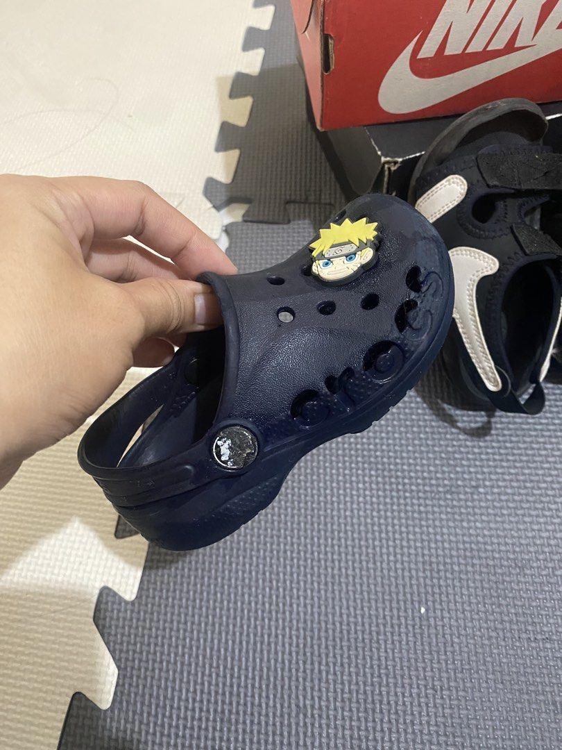 Kids' Navy Blue Crocs with Naruto Charms (Category: Babies & Kids Fashion) located in Quezon City. Submitted by mompowered (Listing ID 1463350925, Image 3). Description: - Navy blue Crocs for kids - Features cute Naruto character charms - Easy slip-on style - Ideal for playtime and casual wear .
