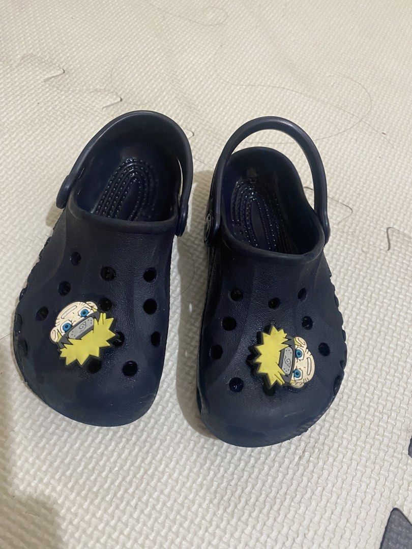 Kids' Navy Blue Crocs with Naruto Charms (Category: Babies & Kids Fashion) located in Quezon City. Submitted by mompowered (Listing ID 1463350925, Image 2). Description: - Navy blue Crocs for kids - Features cute Naruto character charms - Easy slip-on style - Ideal for playtime and casual wear .
