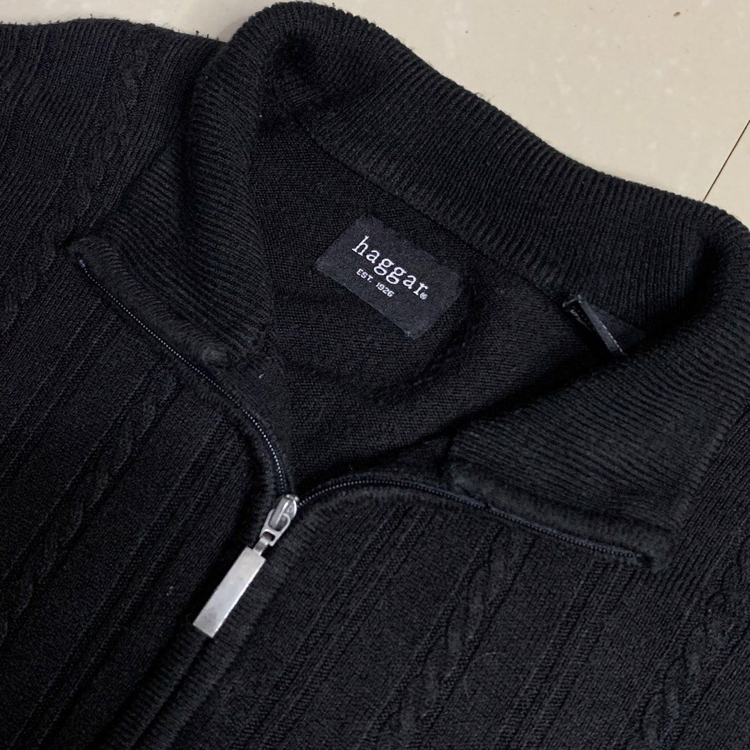 Knitted Quarter Zip (Category: Activewear) located in Alaminos. Submitted by jikstocks (Listing ID 1463480076, Image 3). Description: L on tag good condition .