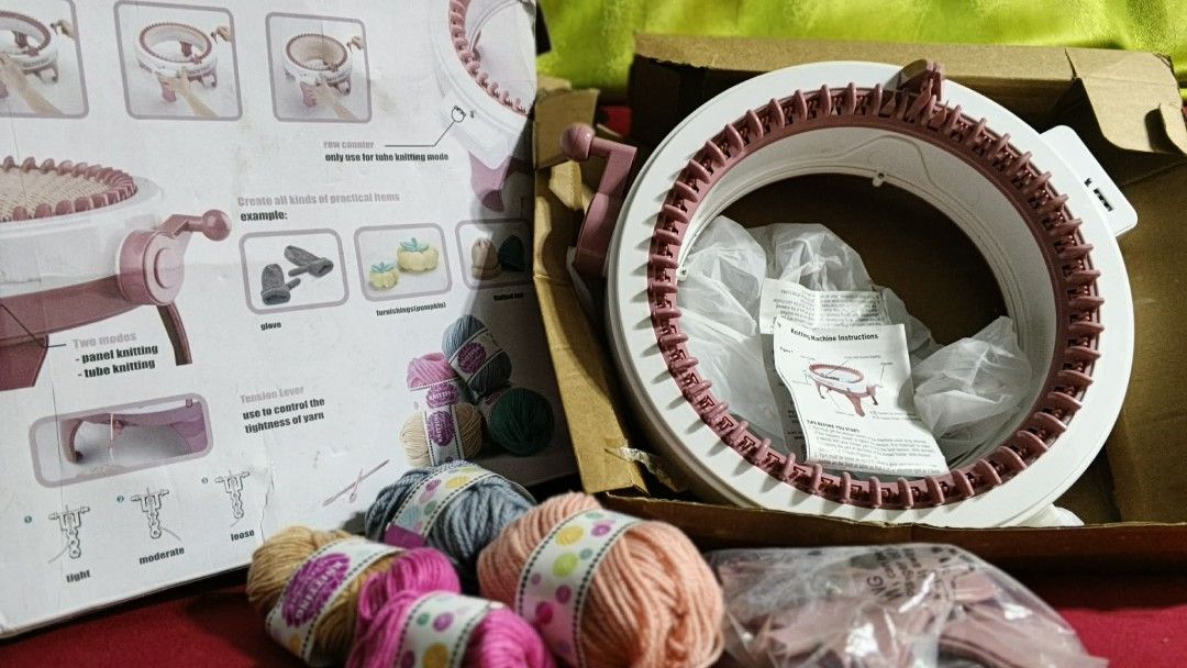 Knitting Machine (Category: Looking For) located in Balayan. Submitted by pinkyshawt (Listing ID 1463335027, Image 2). Description: Brand new SIRA LANG box.