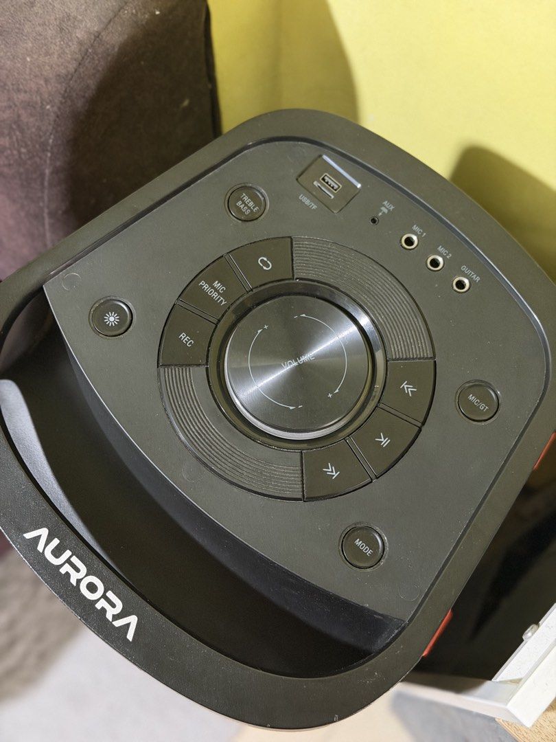 Konzert Aurora 8 Portable Party Speaker (Category: Soundbars, Speakers & Amplifiers) located in Caloocan City. Submitted by catwonrideul (Listing ID 1463385772, Image 2). Description: NEGOTIABLE. Bought for ₱13,499 last December 2025. - With kalawang sa lower right side pero does not affect naman. .