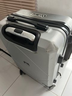 (Kategori: ) berada di . Dikirim oleh thrift_bella (ID iklan 1463518217, Gambar 1). Deskripsi: .