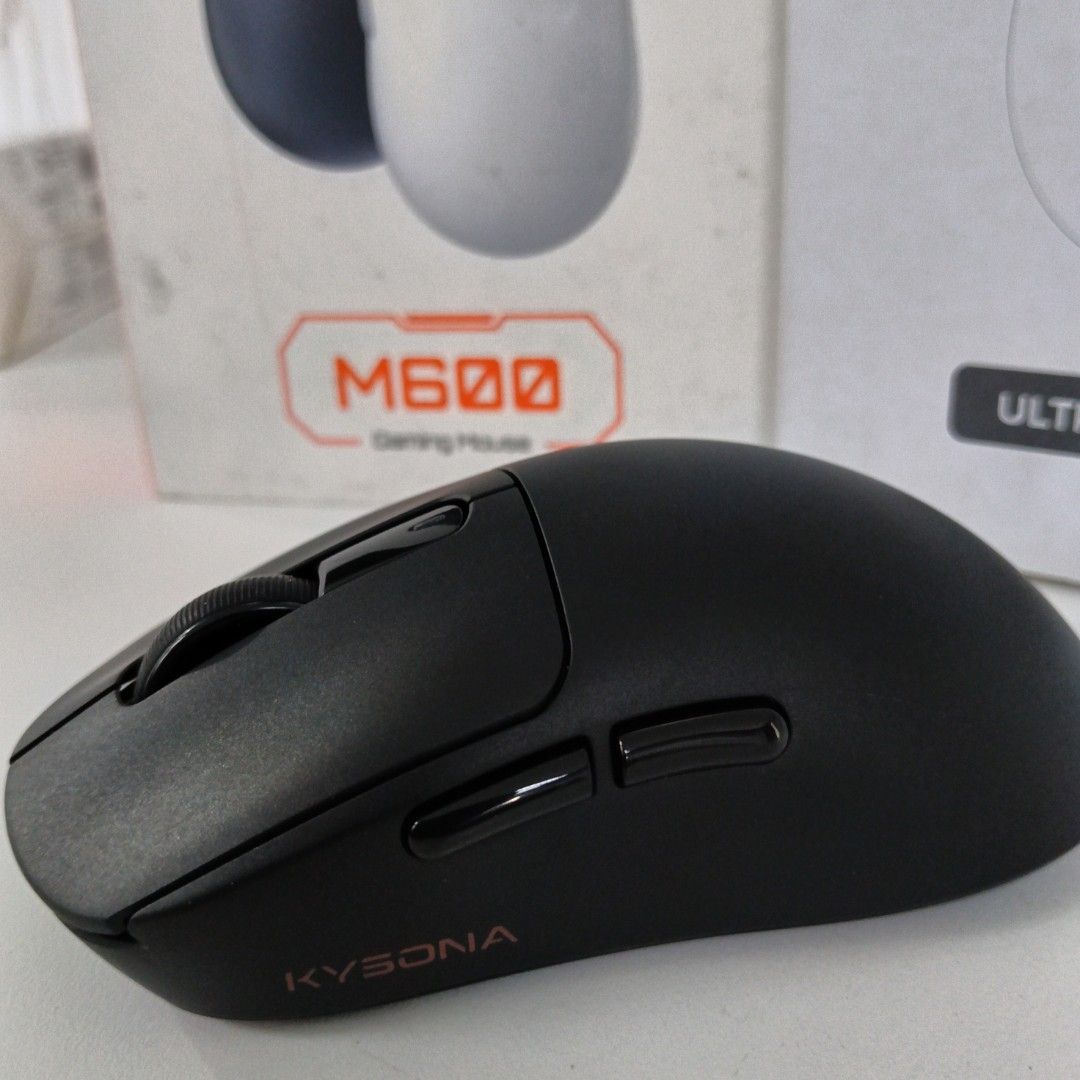 Kysona M600 Ultralight Gaming Mouse (Category: Mouse & Mousepads) located in Caloocan City. Submitted by coolgem_3f10a0 (Listing ID 1463340119, Image 2). Description: - Kysona M600 Ultralight Gaming Mouse - Feather-light at only 55g - High-performance PAW3395 sensor - Dual connectivity: 2.4Ghz wireless & Bluetooth - Built-in DPI indicator light - Perfect for intense gaming sessions or everyday productivity.