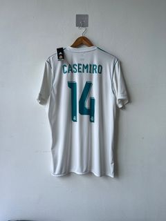 (Category: ) located in . Submitted by sundayfootballshirts (Listing ID 1463494622, Image 1). Description: .
