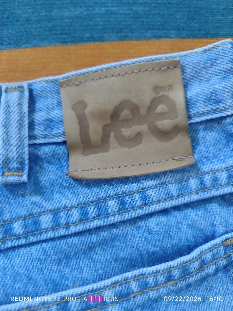 Lee Jorts (Category: Shorts) located in Mangaldan. Submitted by lostthread (Listing ID 1463421833, Image 3). Description: Lee Jorts Color Stone Wash faded blue Size: 34 x 22 100% Cotton No Issue, Used only DM.