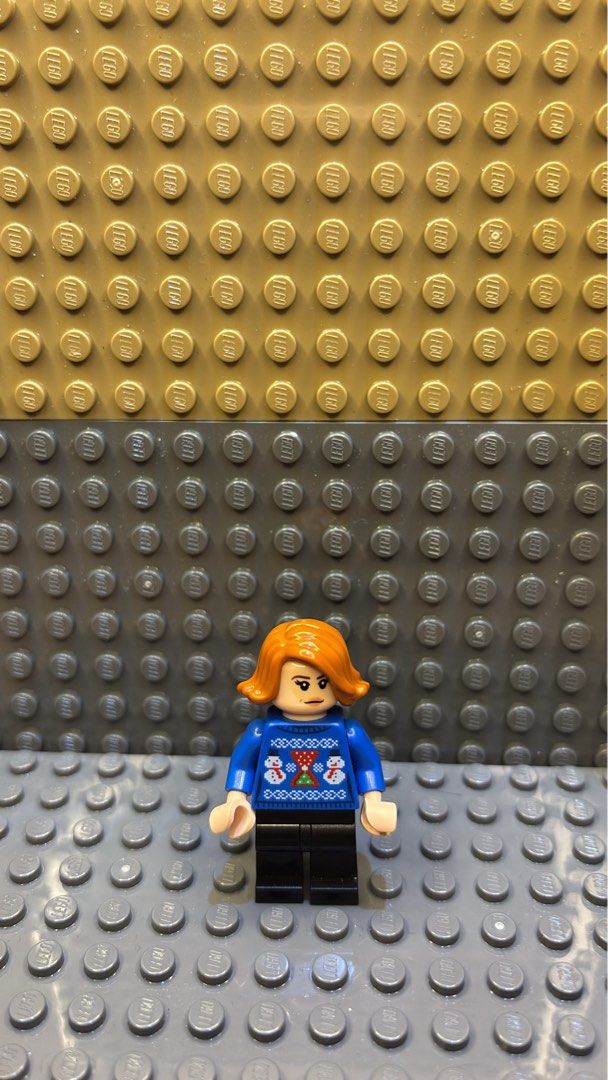 LEGO MINI FIGURES (Category: Lego & Building Sets) located in Manila. Submitted by nyxngl (Listing ID 1463455298, Image 1). Description: Contact me for pricing .