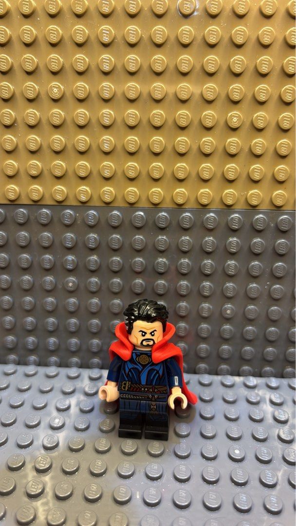 LEGO MINI FIGURES (Category: Lego & Building Sets) located in Manila. Submitted by nyxngl (Listing ID 1463455298, Image 2). Description: Contact me for pricing .