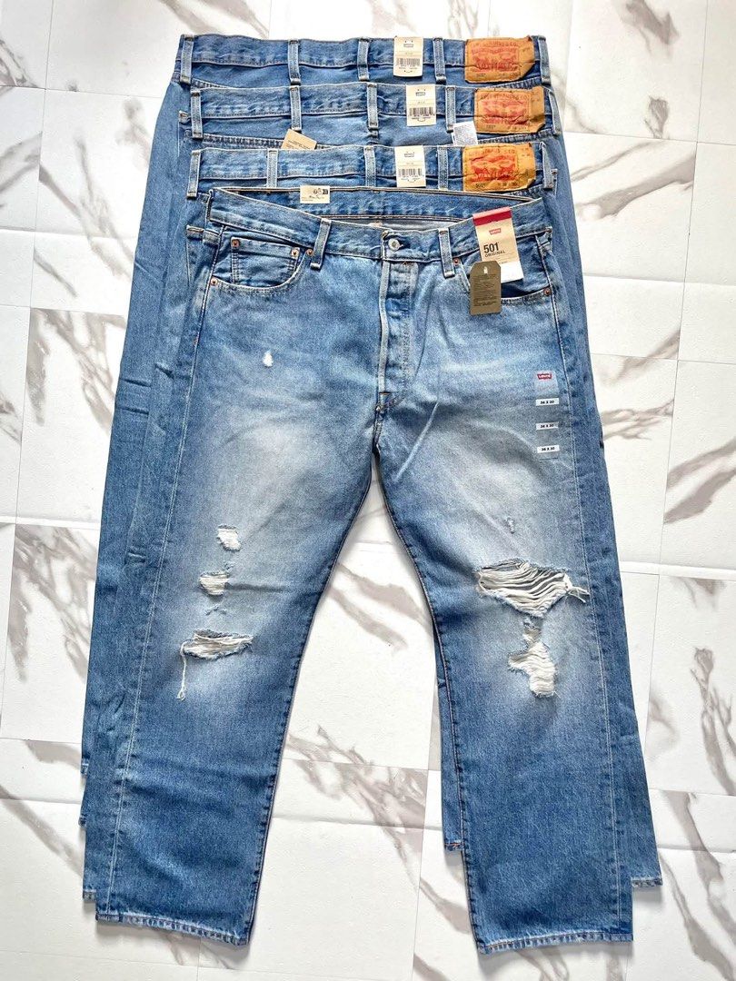 LEVIS 501 EXTENDED PATCH (Category: Jeans) located in Manila. Submitted by prelovedseekerph (Listing ID 1463487813, Image 2). Description: LEVIS 501 EXTENDED PATCH Size: 36, 38, 40 ₱2500 FREE SHIPPING Color: Lookin’ Good - Medium Wash Non-Stretch.