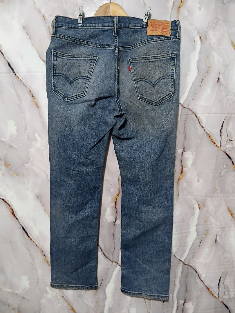 LEVIS 541 SIZE W32 L37 (Category: Jeans) located in General Mariano Alvarez. Submitted by adonid (Listing ID 1463405396, Image 2). Description: LEVIS 541 SIZE W32 L37 SIGN OF USAGE LOC. GMA CAVITE PHP 700.
