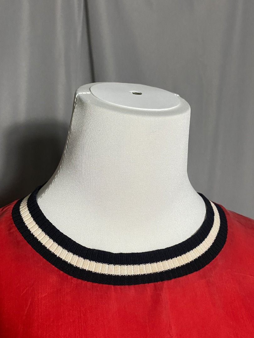 Red top with black and white trim (Category: Shirts) located in Las Pinas. Submitted by ipickyou (Listing ID 1463450351, Image 3). Description: Unwashed 𝗠𝗲𝗮𝘀𝘂𝗿𝗲𝗺𝗲𝗻𝘁𝘀 𝘄𝗵𝗲𝗻 𝗹𝗮𝗶𝗱 𝗳𝗹𝗮𝘁: -Shoulder to shoulder: 14 1/2” -Armpit to armpit: 17” -Length: 24” .