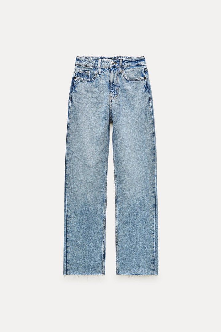 Light Wash Wide Leg Jeans (Category: Jeans) located in Manila. Submitted by flrntsanc17840 (Listing ID 1463406093, Image 1). Description: - Light wash denim - Trendy wide leg silhouette - Edgy raw hem detail - Classic five-pocket design - Secure button and zip fly closure - Effortlessly stylish for everyday casual wear.