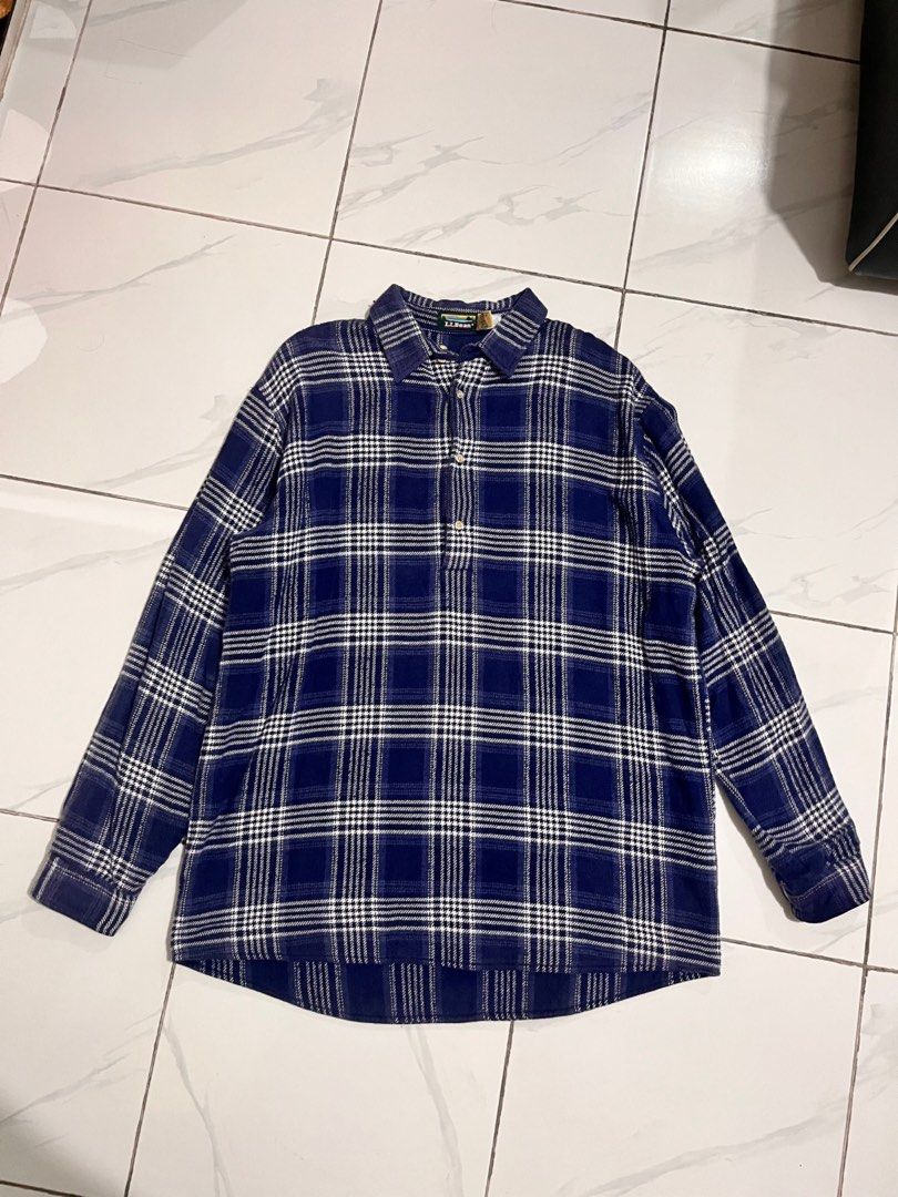 LL BEAN REVERSIBLE DOUBLE FACE PULANNEL FLANNEL (Category: Tshirts & Polo Shirts ) located in Magarao. Submitted by chalkzone20 (Listing ID 1463542333, Image 2). Description: Details on first pic☺️.