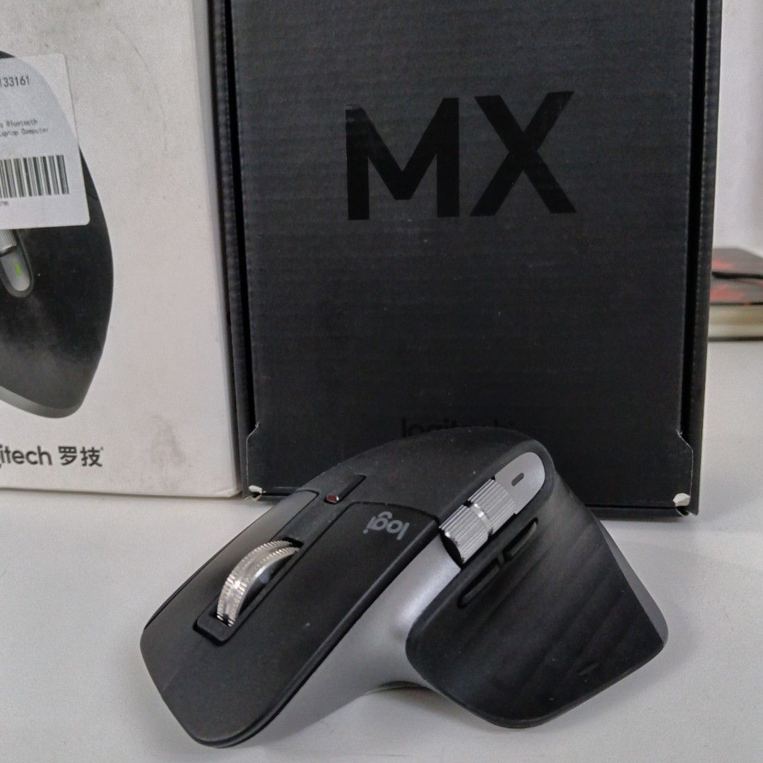 Logitech MX Master 3 Wireless Mouse (Category: Mouse & Mousepads) located in Caloocan City. Submitted by coolgem_3f10a0 (Listing ID 1463339970, Image 1). Description: - Logitech MX Master 3S Mouse - Color: Dark Grey - Signature scroll wheel and thumb buttons - Connectivity: Bluetooth or Logi Bolt receiver - Ideal for productivity and everyday use - Original box included.