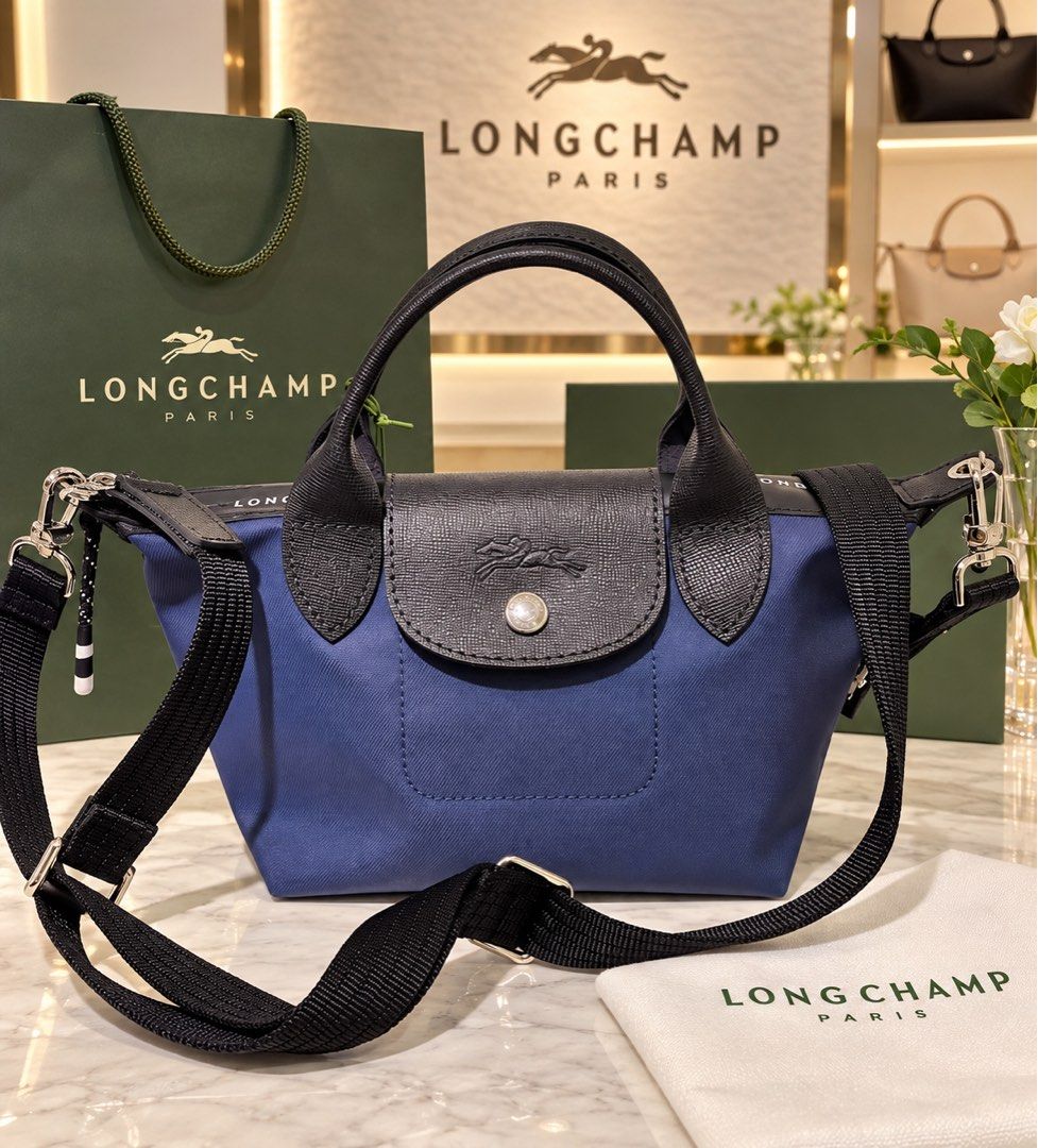 Long champ bag- brand new (Category: Cross-body Bags) located in Makati City. Submitted by lambogirl (Listing ID 1463398640, Image 1). Description: ✔️all brand new and comes complete ✔️Free shipping within NCR only or pick up (Makati).
