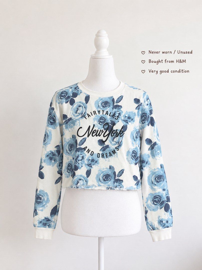 H&M cute sweater (Category: Longsleeves) located in Manila. Submitted by reina_sweetscloset (Listing ID 1463529179, Image 1). Description: ୨୧ size: M ୨୧ original price: ₱799 ୨୧ selling price: ₱380 pickup/ delivery via jnt & lalamove.
