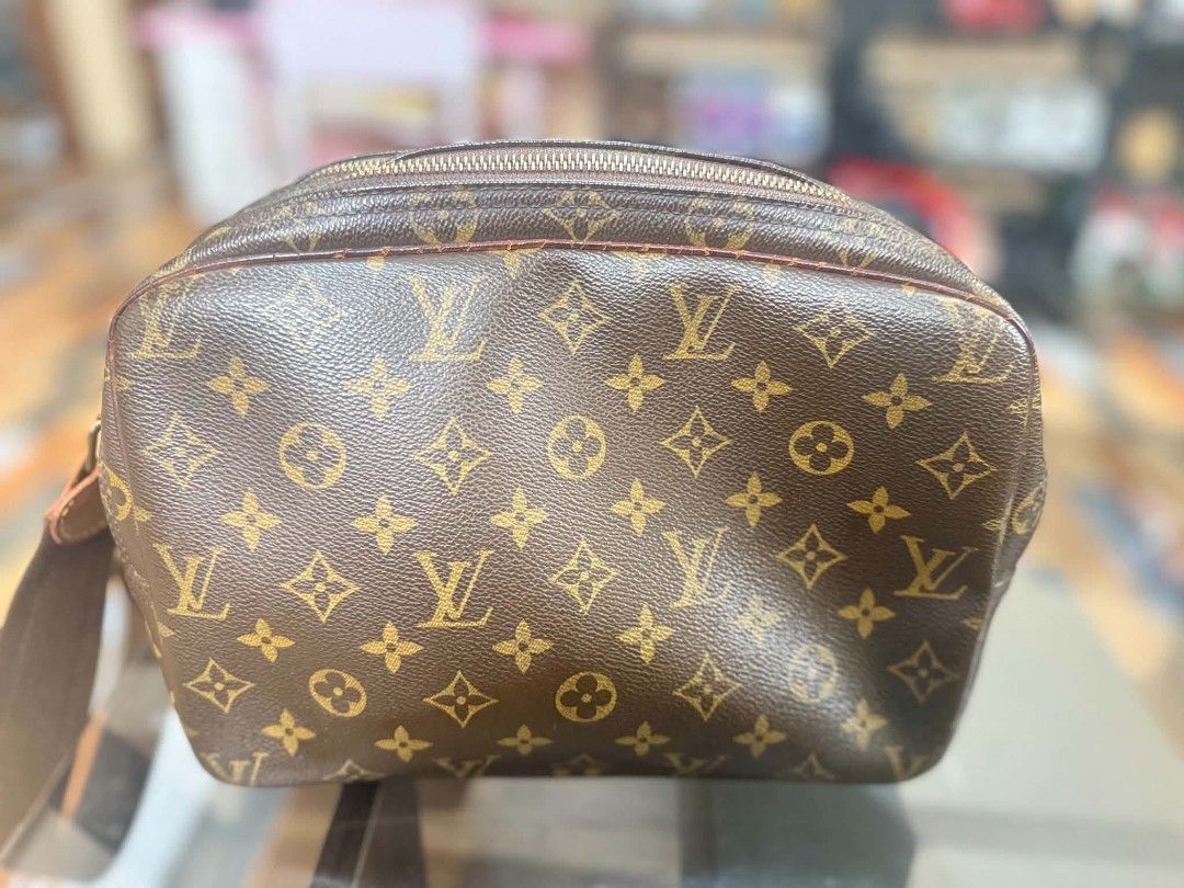 Louis Vuitton Monogram Canvas Crossbody Bag (Category: Luxury Bags & Wallets) located in Baguio. Submitted by solo_ukay (Listing ID 1463433236, Image 2). Description: - Authentic Louis Vuitton crossbody bag - Classic monogram canvas - Multiple zippered compartments for organization - Adjustable strap for comfortable wear - Leather trim shows some patina - Zippers are functional - Great everyday bag.